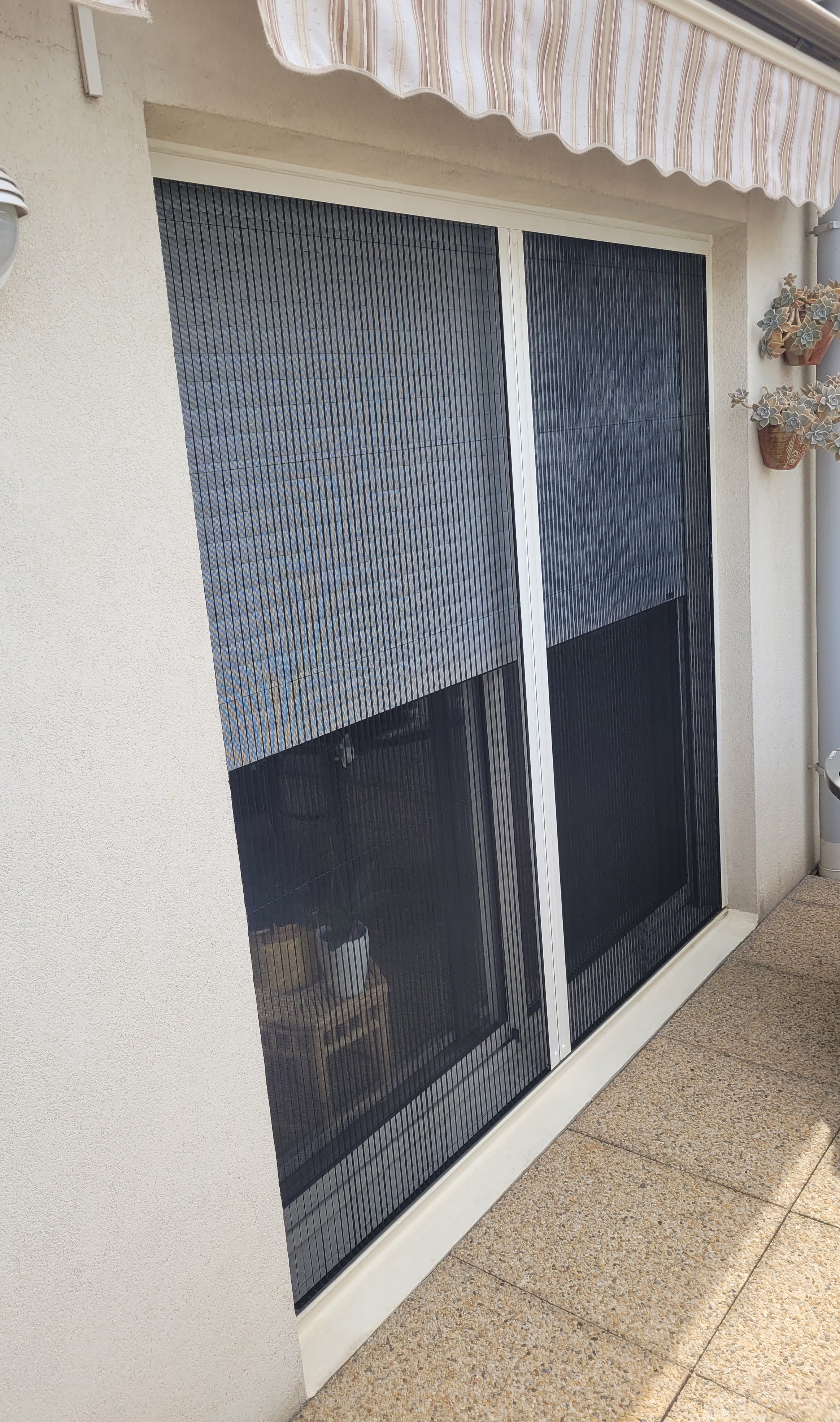 PLEAT 22L Plissée latérale 1 vantail